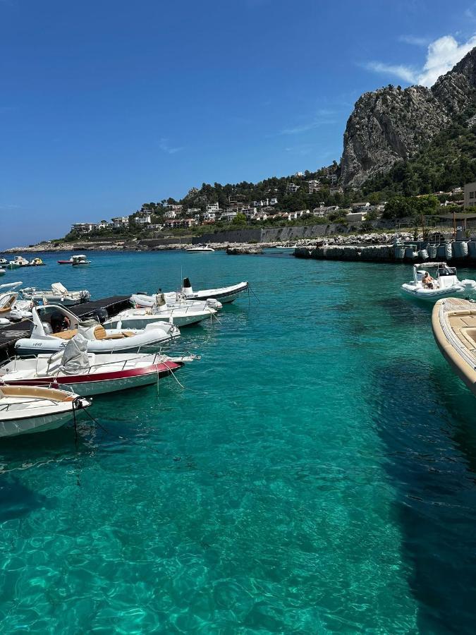 Casa Vacanze La Rocca 2 Lägenhet Palermo Exteriör bild